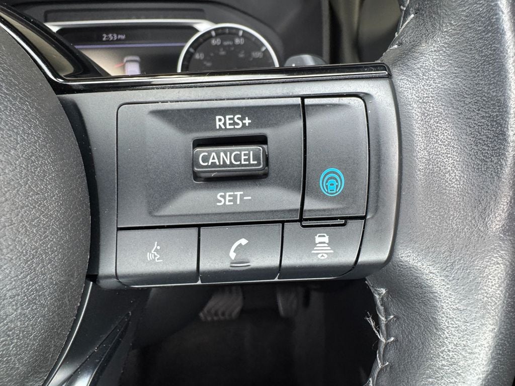 2023 Nissan Rogue SV Panoramic Moonroof
