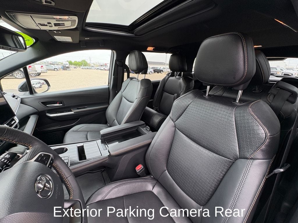 2025 Toyota Sienna Woodland Edition 7 Passenger