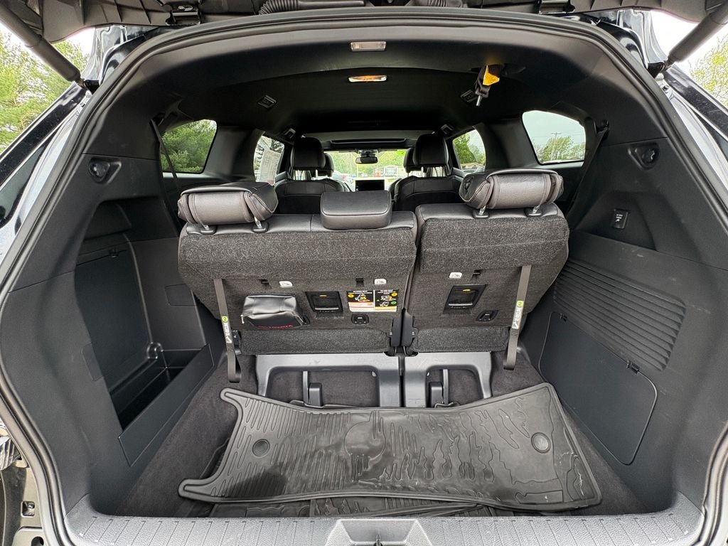2025 Toyota Sienna Woodland Edition 7 Passenger