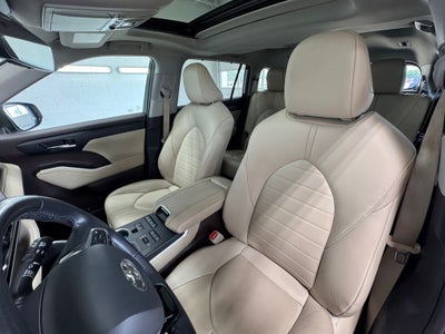 2020 Toyota Highlander XLE Power moonroof
