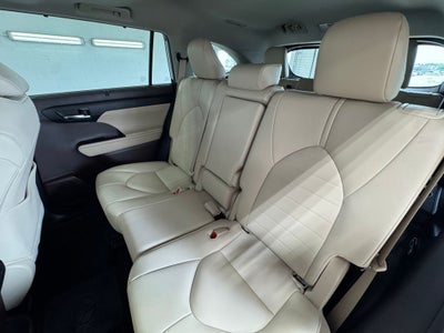 2020 Toyota Highlander XLE Power moonroof