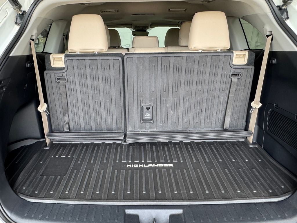 2020 Toyota Highlander XLE Power moonroof