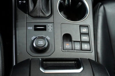 2023 Toyota Highlander XSE Power moonroof & Navigation