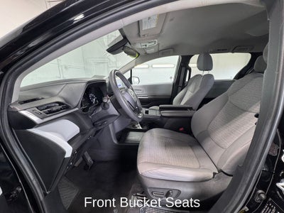 2025 Toyota Sienna LE 8 Passenger