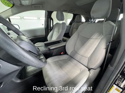 2025 Toyota Sienna LE 8 Passenger