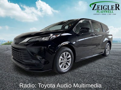 2025 Toyota Sienna LE 8 Passenger