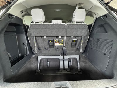 2025 Toyota Sienna LE 8 Passenger