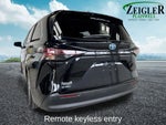2025 Toyota Sienna LE 8 Passenger