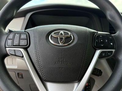 2018 Toyota Sienna LE 8 Passenger