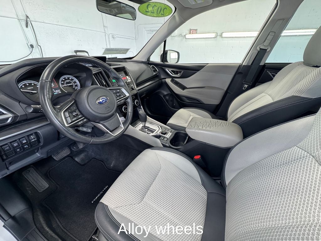 2022 Subaru Forester Premium Blind Spot Detection w/RCTA & Power Rear Gate