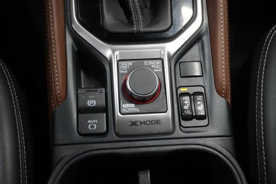 2023 Subaru Forester Touring Power moonroof: Panoramic