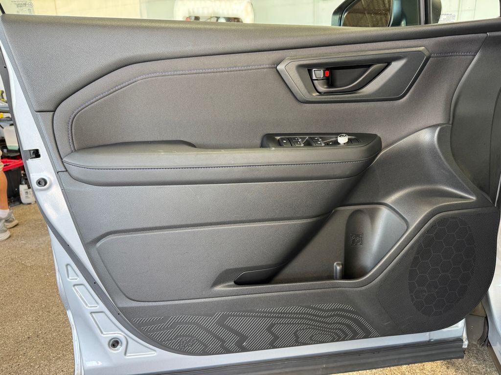 2025 Subaru Forester Premium Power moonroof