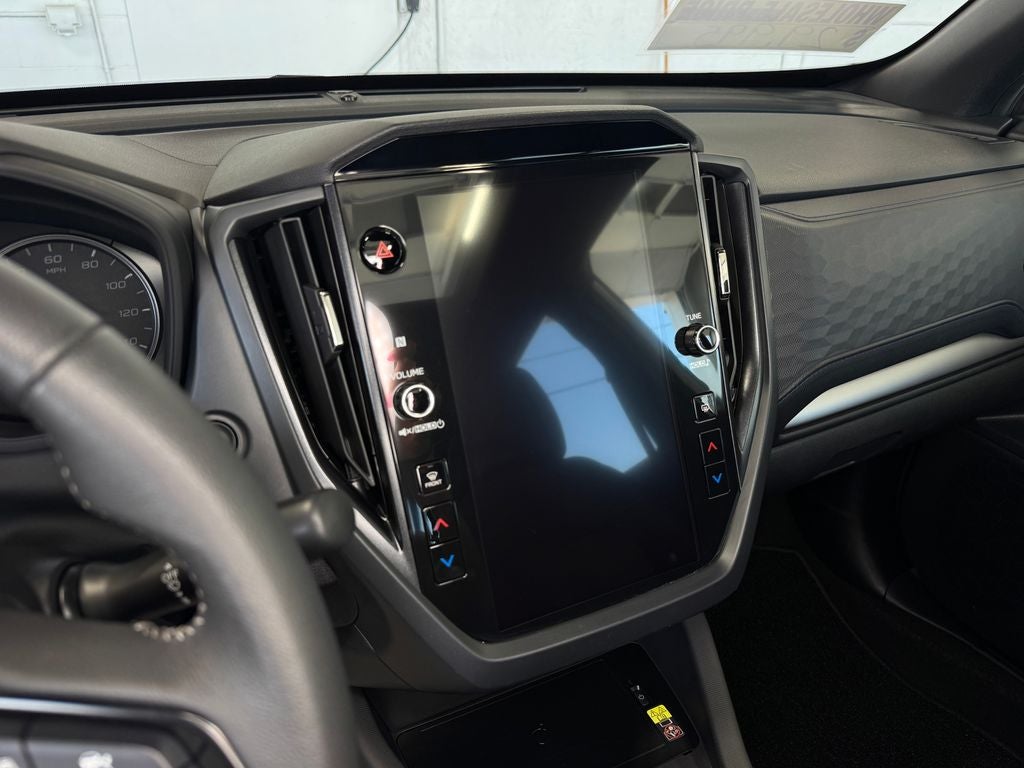 2025 Subaru Forester Premium Power moonroof