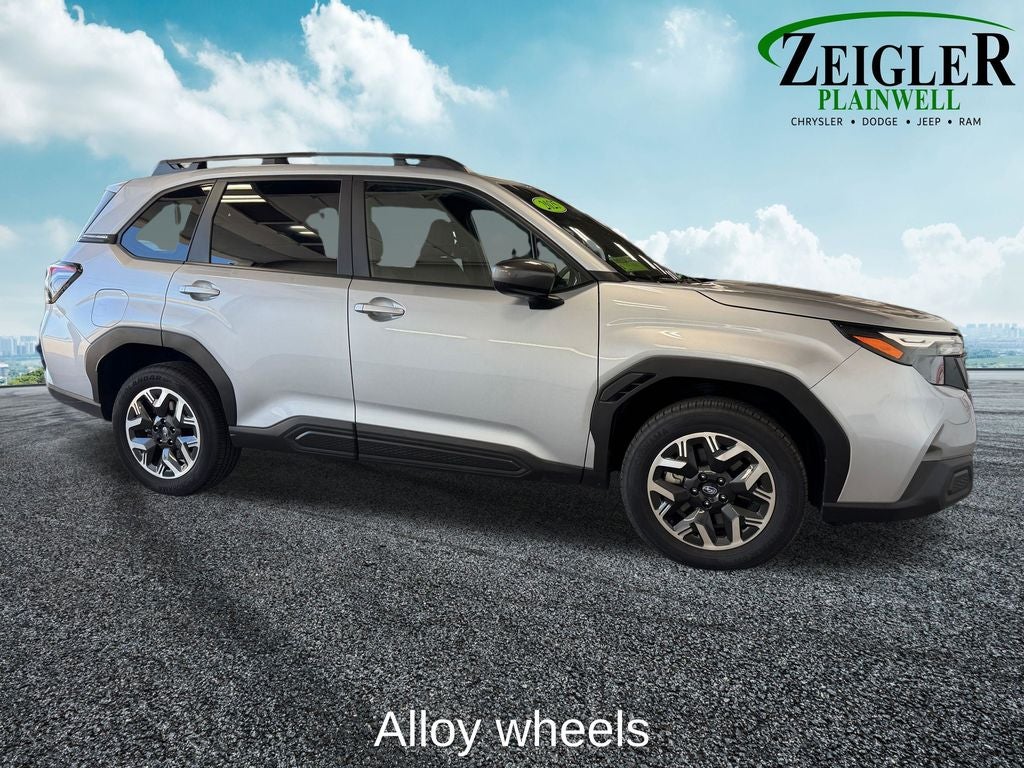 2025 Subaru Forester Premium Power moonroof