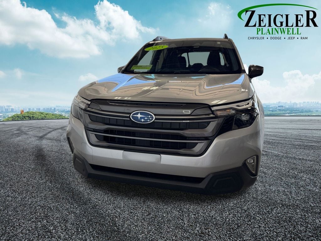 2025 Subaru Forester Premium Power moonroof