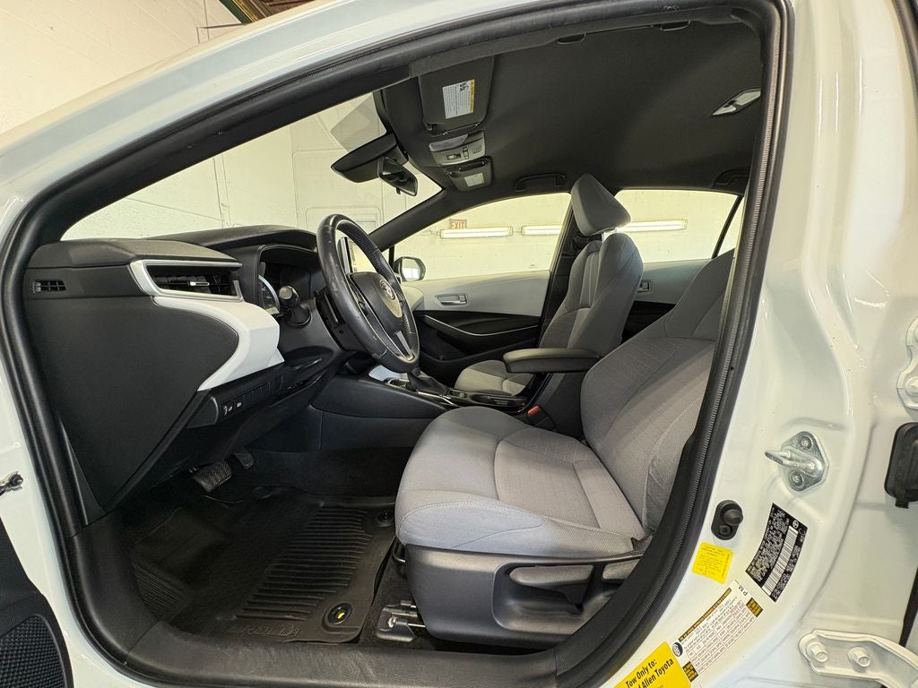 2020 Toyota Corolla SE Radio: Audio AM/FM w/Navigation