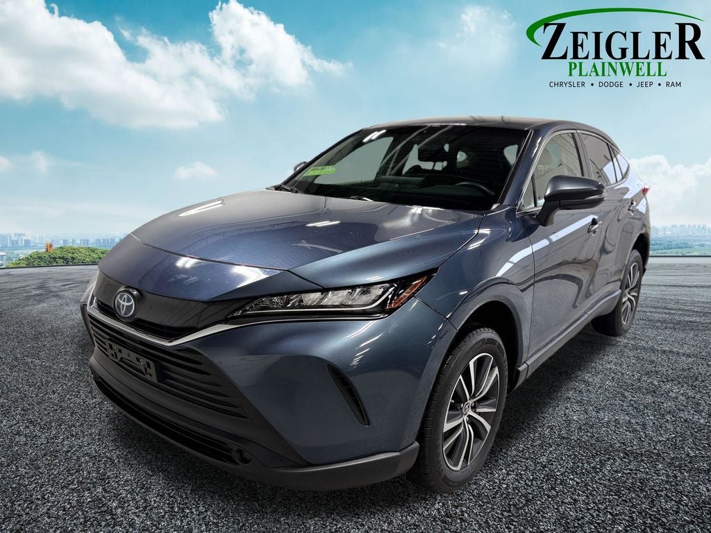 2022 Toyota Venza LE Power Liftgate