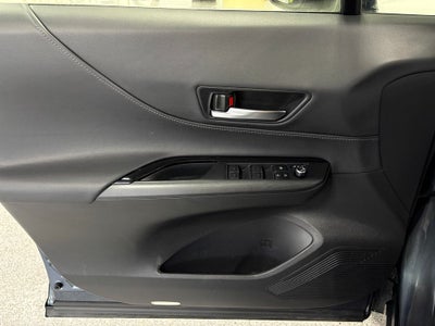2022 Toyota Venza LE Power Liftgate