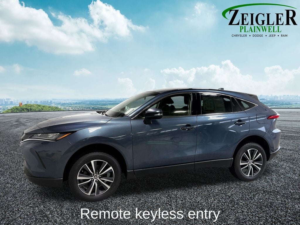 2022 Toyota Venza LE Power Liftgate