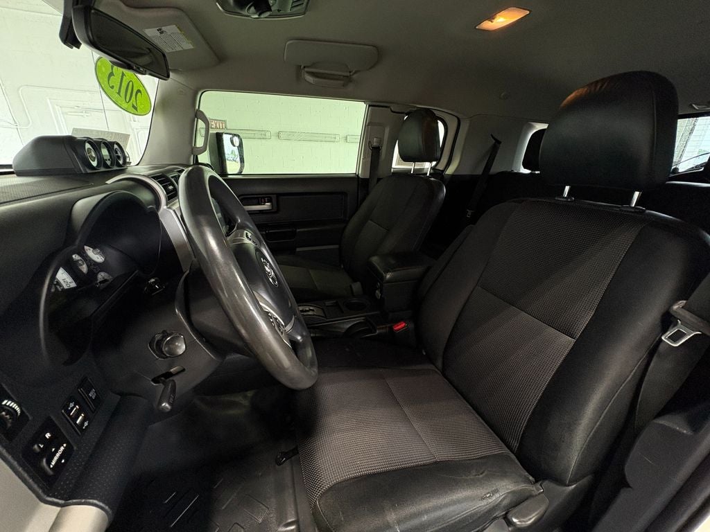 2013 Toyota FJ Cruiser Base Off-Road Package