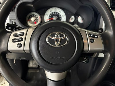 2013 Toyota FJ Cruiser Base Off-Road Package