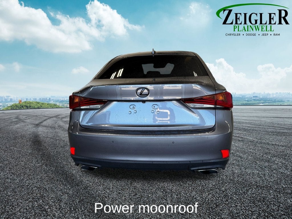 2017 Lexus IS 300 Power moonroof