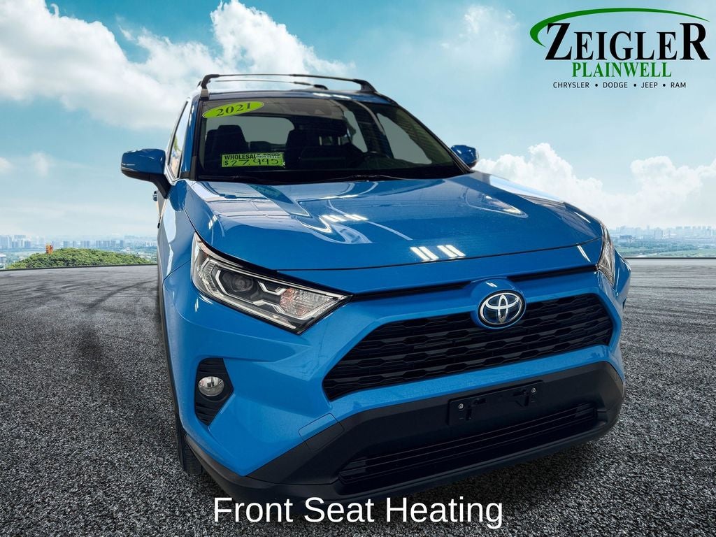 2021 Toyota RAV4 Hybrid XLE All Weather Liner Package