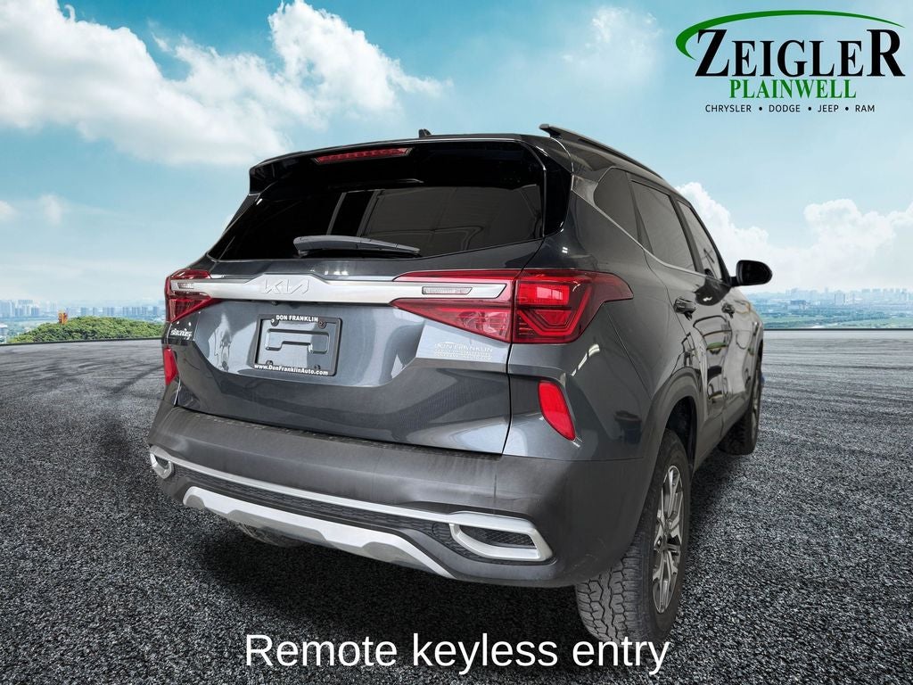 2022 Kia Seltos EX Navigation System