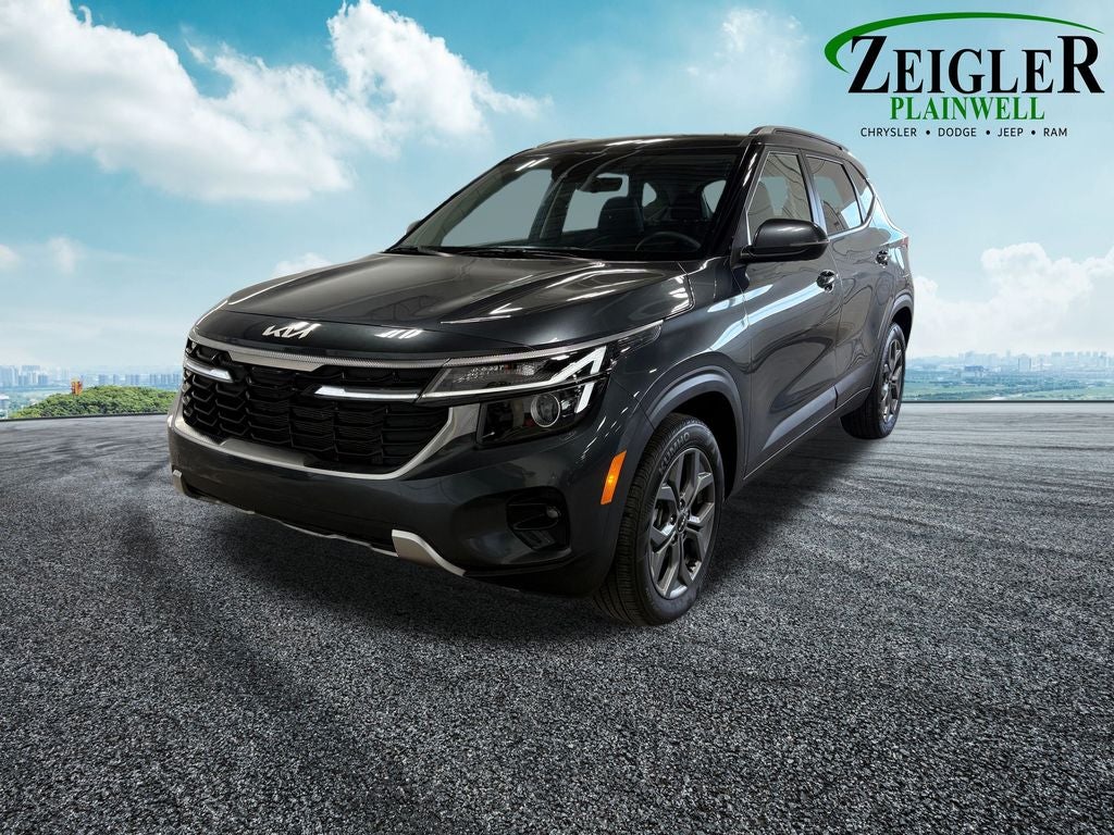 2024 Kia Seltos S Apple CarPlay & Android Auto