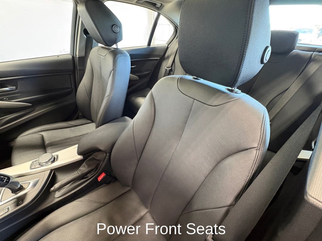 2018 BMW 3 Series 320i xDrive Convenience Package