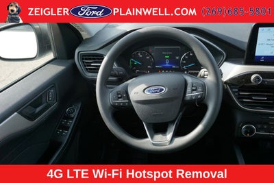 2022 Ford Escape Hybrid SE