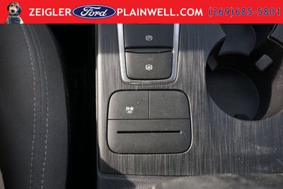 2022 Ford Escape Hybrid SE