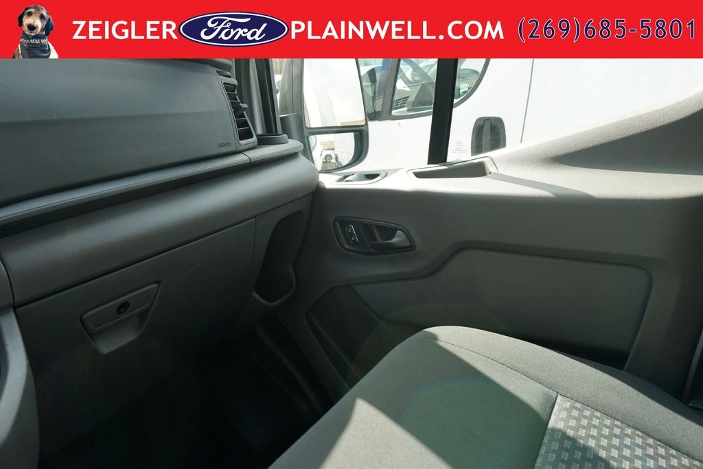 2025 Ford Transit-250 Base Low Roof Cargo van