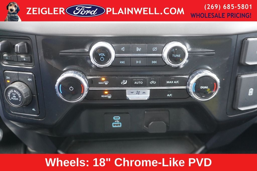 2024 Ford F-150 XLT Crew Cab 3.5L ECOBOOST NAV Custom Lift Tires and R