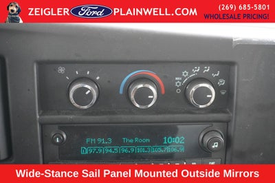 2015 Chevrolet Express 4500 Base Cutaway