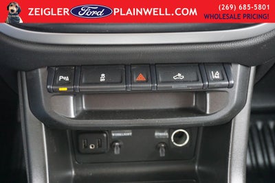 2020 Chevrolet Colorado LT Extended Cab Rear Camera Rear Topper