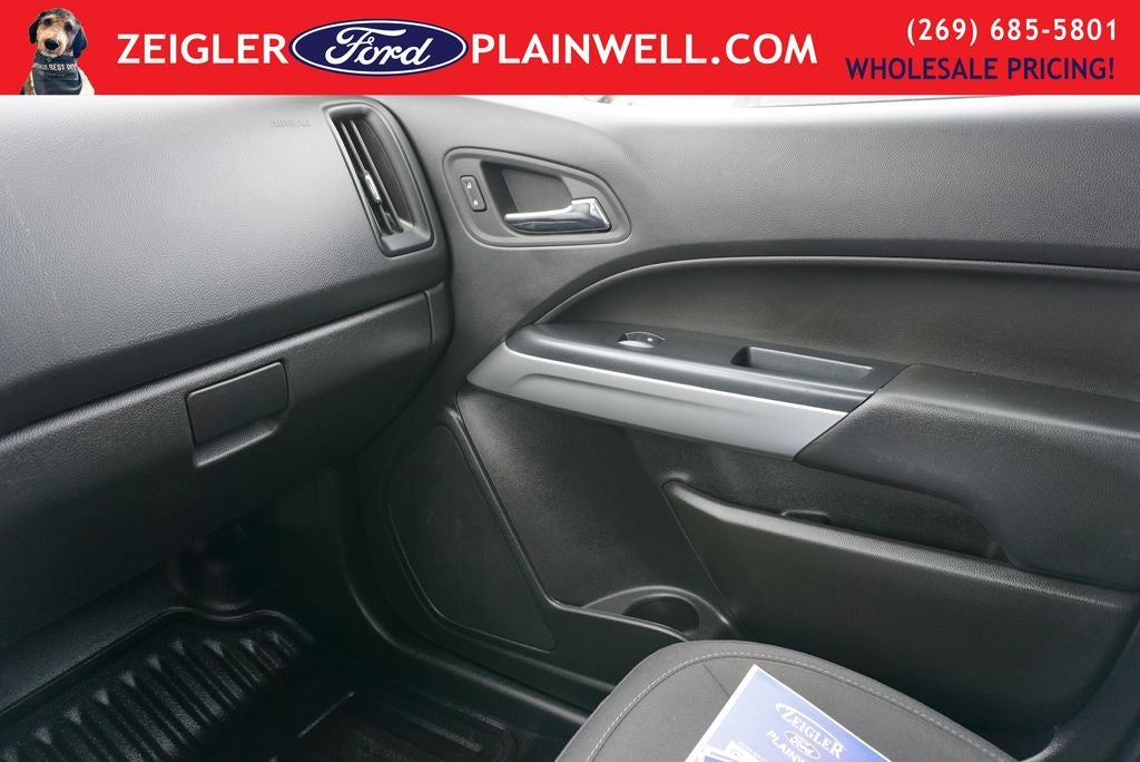 2020 Chevrolet Colorado LT Extended Cab Rear Camera Rear Topper