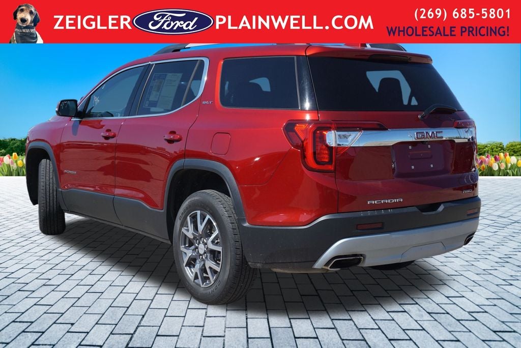 2023 GMC Acadia SLT
