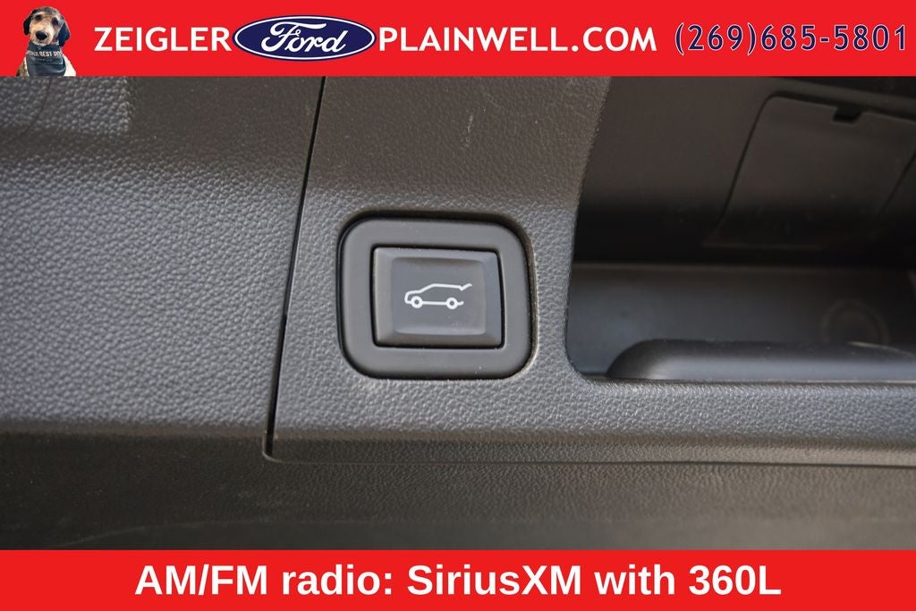 2023 GMC Acadia SLT LUX TECH & PREFERED PKG NAV 3RD ROW 4X4 TOW PKG