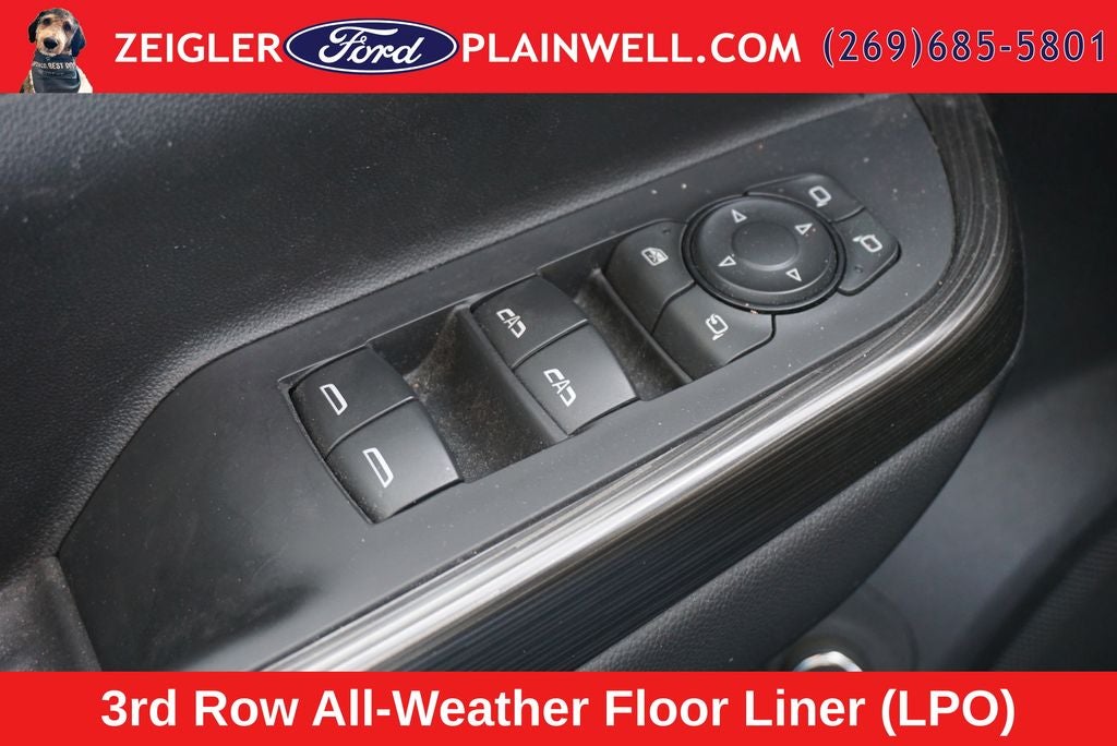 2023 GMC Acadia SLT LUX TECH & PREFERED PKG NAV 3RD ROW 4X4 TOW PKG