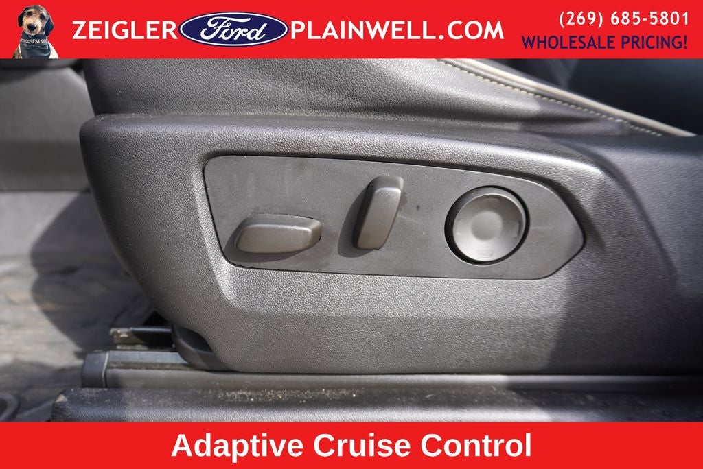 2023 GMC Yukon XL SLT SLT Premium Package with Panoramic Power Sunroof