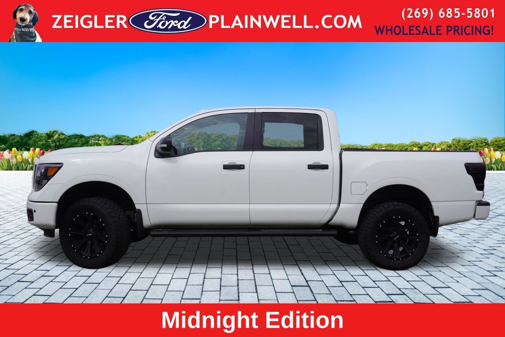 2018 Nissan Titan SL MIDNIGHT EDITION CREW CAB 4x4 LEATHER NAVIGATION 2