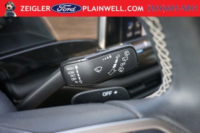 2025 Volkswagen Atlas 2.0T SE w/Technology Leather Rear Camera Power Liftgate