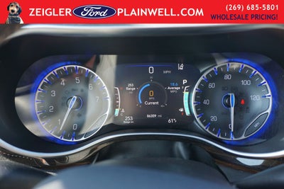 2023 Chrysler Pacifica Limited Heated Leather Power Moonroof Navigation Quad Rear