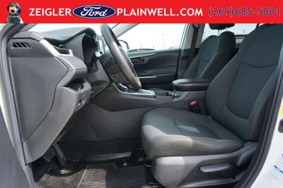 2022 Toyota RAV4 LE AWD Rear Camera
