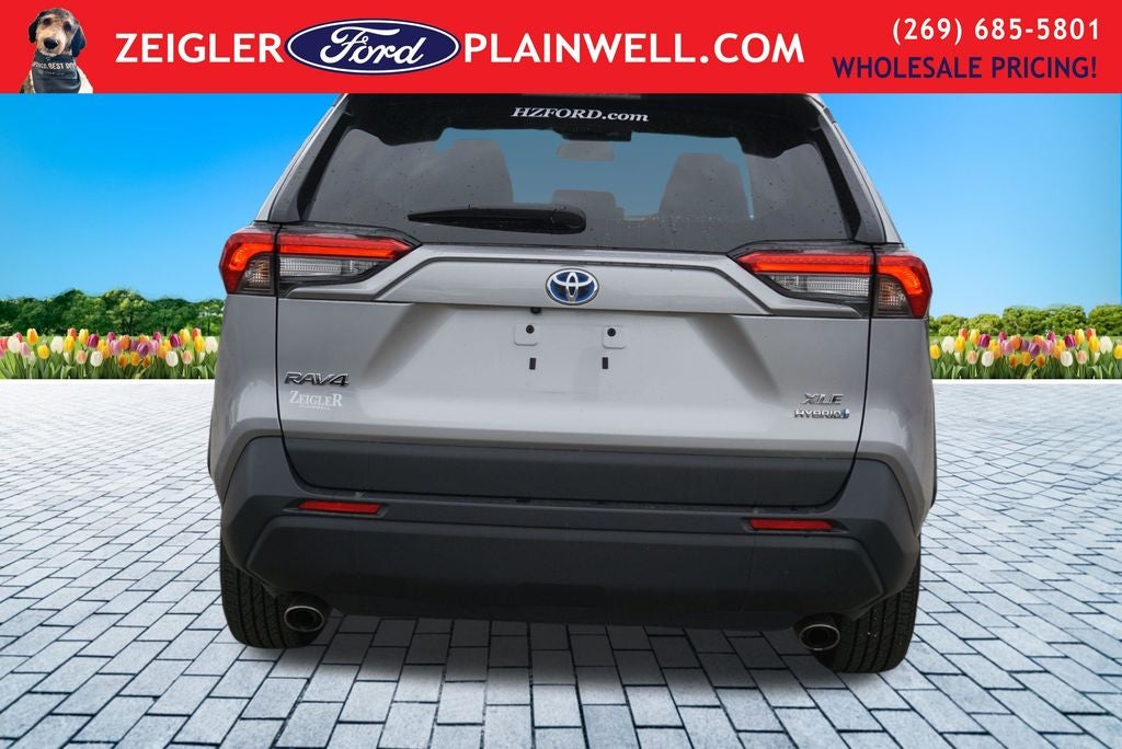 2023 Toyota RAV4 Hybrid XLE