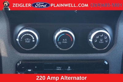 2019 RAM 3500 Tradesman Crew Cab 4x4 V8 6.4 Liter Hemi Fiberglass Topper T