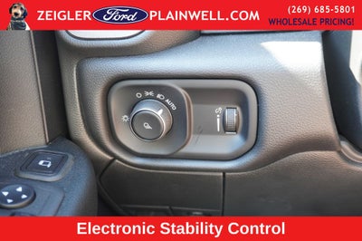 2024 RAM 3500 Tradesman CREW CAB 4X4 NAVIGATION 6.7 LITER CUMMINGS DIESEL