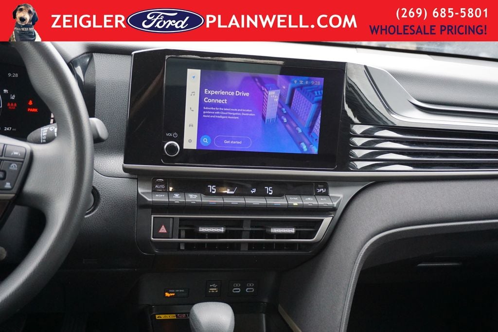 2025 Toyota Camry LE HYBRID