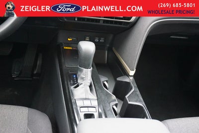 2025 Toyota Camry LE HYBRID